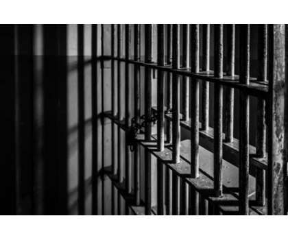 ماڈل ٹائون کچہری سے خطرناک مقدمات کے درجن سے زائد قیدی فرار