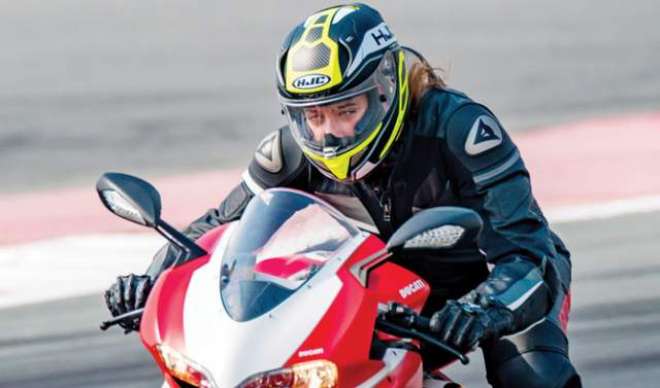 دانیہ عقیل موٹر سائیکل ریس کا لائسنس حاصل کرنے والی پہلی سعودی خاتون بن گئیں