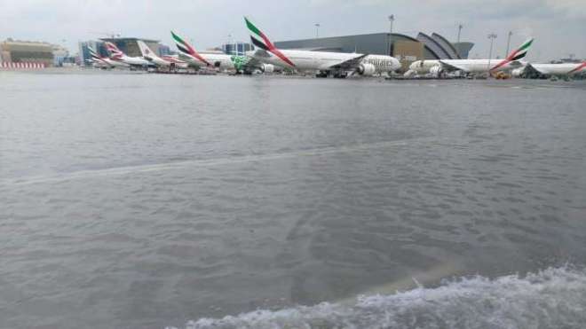 دبئی ائیرپورٹ پانی میں ڈوب گیا، فلائٹ آپریشن بری طرح متاثر