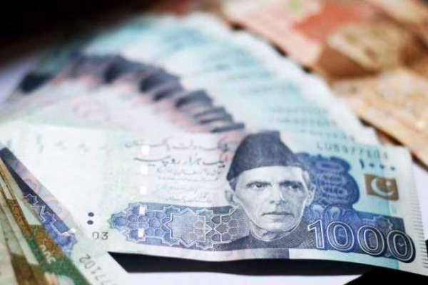 حکومت کا بزرگ پنشنرز کو اپریل میں ساڑھے 12 ہزار روپے دینے کا اعلان