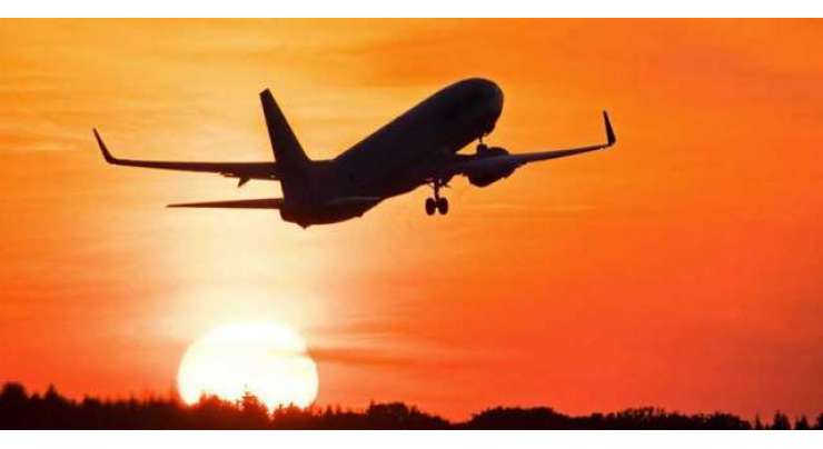 کراچی سے اسلام آباد جانے والی نجی ائیرلائن کی پرواز کی پشاور ائیرپورٹ پر ایمرجنسی لینڈنگ