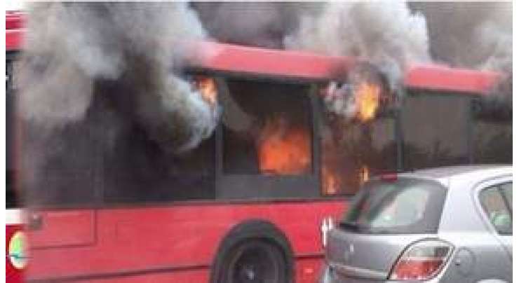 راولپنڈی میٹرو بس میں آگ بھڑک اٹھی