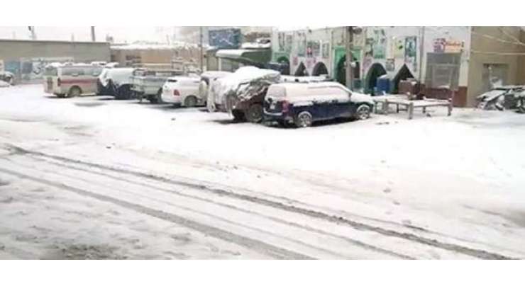 حالیہ برفباری کے بعد سڑکوں کی بحالی کا کام تیز ی سے جاری ہے، ڈپٹی کمشنرکھرمنگ