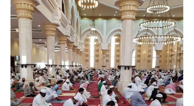 مکہ مکرمہ اور جدہ میں سینکڑوں مساجد کھُلنے کے بعد نماز جمعہ ادا کر دی گئی