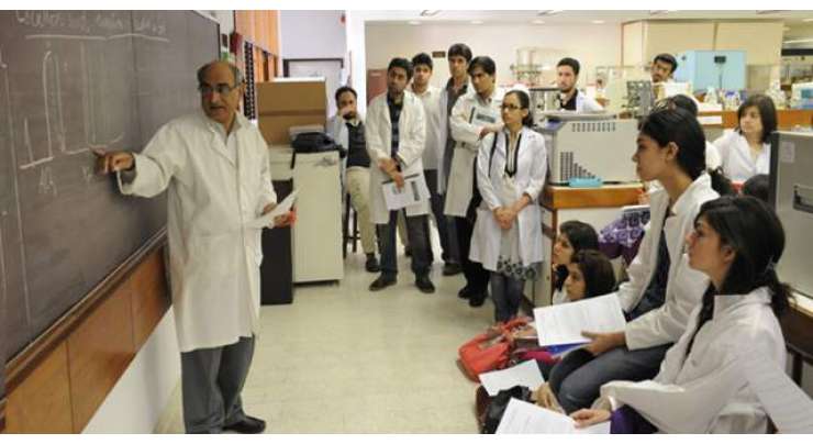 کورونا کے باعث پنجاب بھر میں میڈیکل اور ڈینٹل کالجز میں تدریسی سرگرمیاں معطل