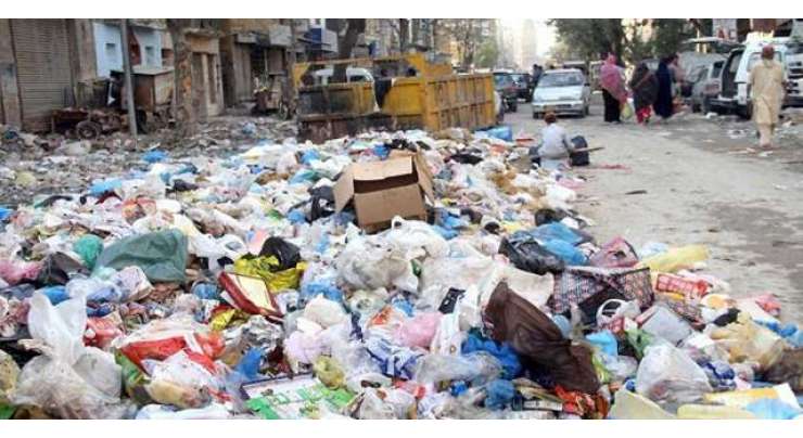 چند ماہ کی بہتری کے بعد پھر سے لاہور میں کچرے کے ڈھیر لگ گئے