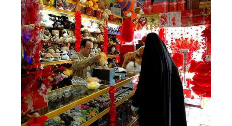 سعودی عرب میں عوام پہلی بار ویلنٹائن ڈے کھُل کر منا رہی ہے