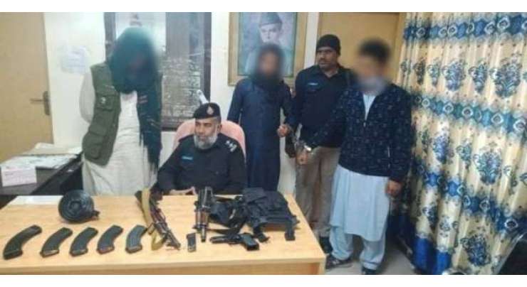 پشاور پولیس نے  تازہ ترین کارروائیوں میں  منشیات فروش اور اسلحہ سمگلرز  سمیت 8 ملزمان گرفتار