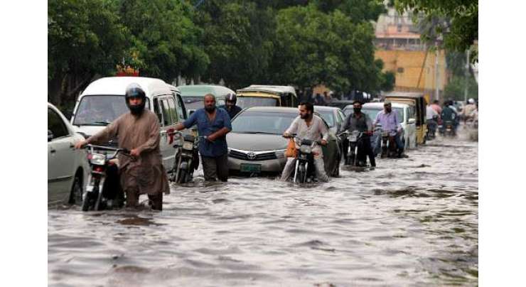 کراچی میں شدید بارشیں، کرنٹ لگنے کے واقعات ،21 افراد جاں بحق