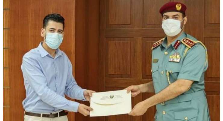 شارجہ: اپنی جان پر کھیل کر بچی کو بچانے والے سعودی نوجوان کو اعلیٰ اعزاز سے نواز دیاگیا