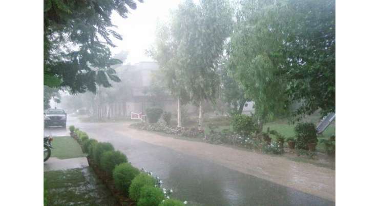 فیصل آباد سمیت ڈویژن بھر میں بدھ کو موسم سرما کی پہلی بارش، سردی کی شدت میں اضافہ