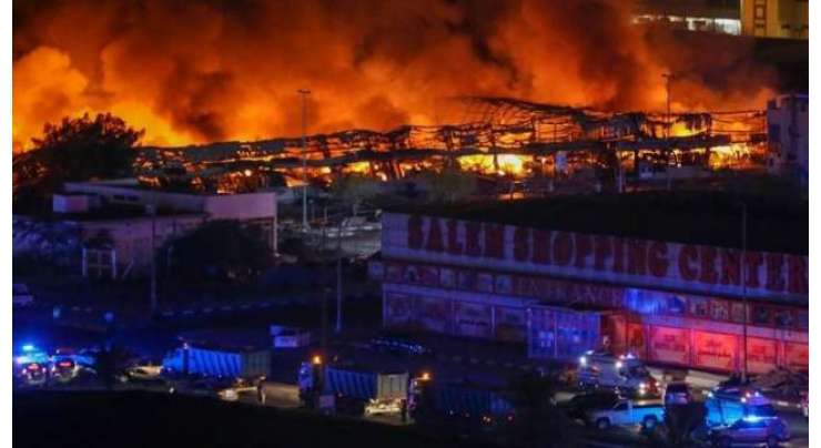 عجمان کی فروٹ مارکیٹ میں لگنے والی آگ 3 گھنٹے کی جدوجہد کے بعد بُجھا دی گئی