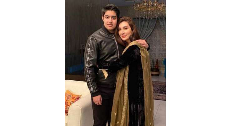 بیوی بہترین نعمت ہے ، عائشہ خان کے شوہر کا بیوی کے لئے پیغام