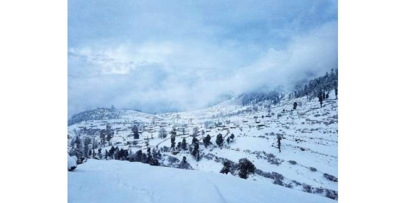 گاہکوچ میں سال کی پہلی برفباری ،متعدد بالائی علاقوں کا زمینی رابطہ ..