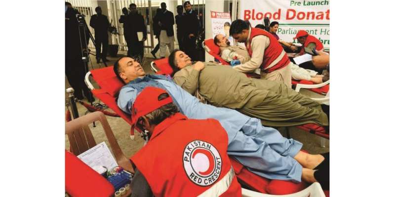 ہلالِ احمر پاکستان کی خون کے عطیات جمع کرنے کی پری مہم کا پارلیمنٹ ہاوٴس ..