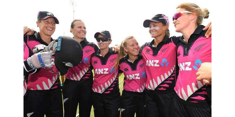 آسٹریلیا اور نیوزی لینڈ خواتین کرکٹ ٹیموں کے درمیان پہلا ون ڈے انٹر ..