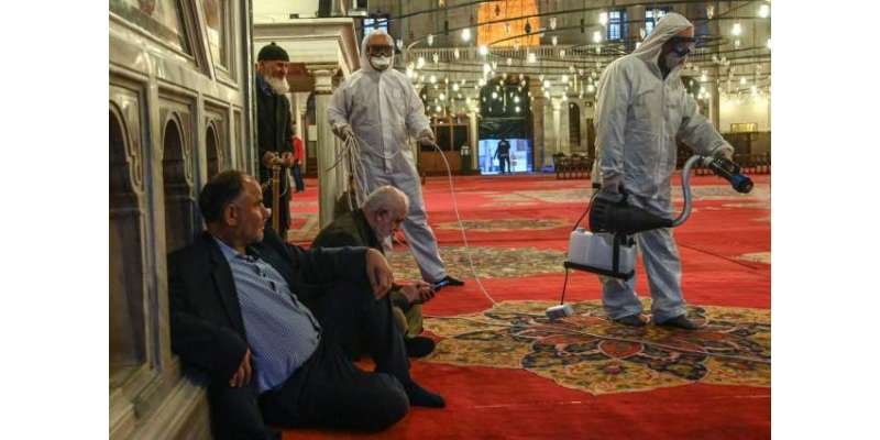 ترکی میں مساجد میں باجماعت نماز ادا کرنے پر عائد پابندی ختم کردی گئی