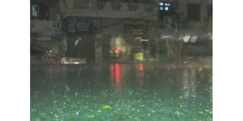 لاہور سمیت پنجاب بھر میں موسلادھار بارش سے سردی میں اضافہ