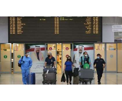 اومی کرون کا خطرہ‘ کویتی شہریوں کو برطانیہ سمیت 3 ملک فوری چھوڑنے کا مشورہ 
