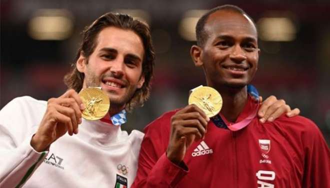 ٹوکیو اولمپکس، قطری ایتھلیٹ نے کامیابی کے باوجود اطالوی کھلاڑی کو گولڈ میڈل میں حصہ دار بنالیا