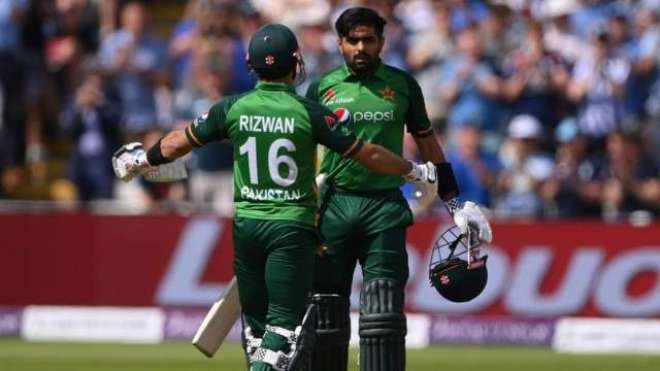 تیسرا ون ڈے، پاکستان نے انگلینڈ کو جیت کے لیے 332 رنز کا ہدف دے دیا