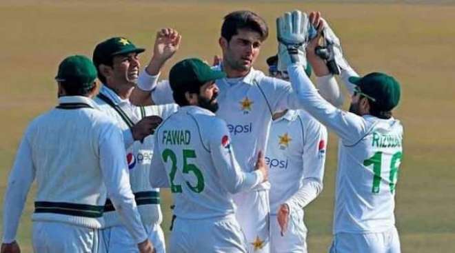 ڈھاکہ ٹیسٹ :پاکستانی ٹیم نے وکٹ حاصل کرنے کے 9 مواقع ضائع کرنے کے باوجود فتح حاصل کرلی