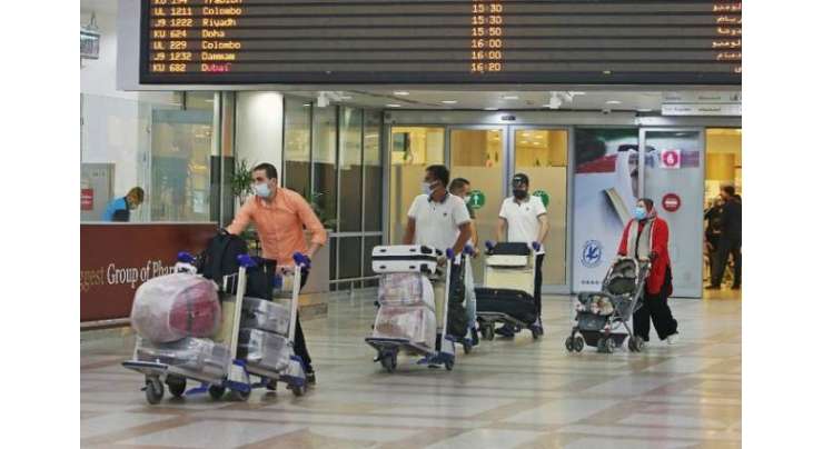 کئی پابندیاں ختم ‘ کویت نے بیرون ملک سفر کی اجازت دے دی