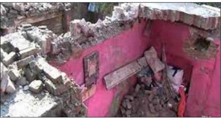 لاہور؛ خستہ حال مکان کی چھت گرگئی، 13 سالہ بچی سمیت 2 افراد جاں بحق