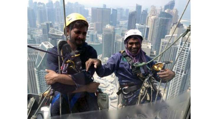 اماراتی حکومت نے گرمیوں کے موسم میں کمپنیوں کو وارننگ جاری کر دی