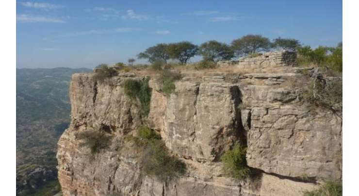 وادی سون سکیسر میں ہزاروں سال قدیم قلعے کے آثار برآمد