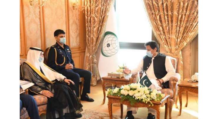 وزیراعظم عمران خان کی وفد کے ہمراہ اسلامی تعاون تنظیم کے سیکرٹری جنرل ڈاکٹر یوسف العثیمین سے ملاقات