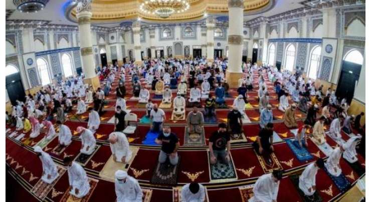 یو اے ای میں رمضان کے آخری عشرے میں قیام اللیل کی عبادت شروع ہو گئی
