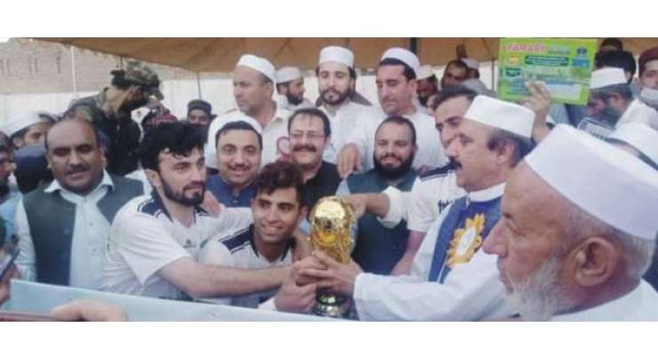 جشن آزادی فٹبال ٹورنامنت شنواری ستوری فٹبال کلب نے جیت لی