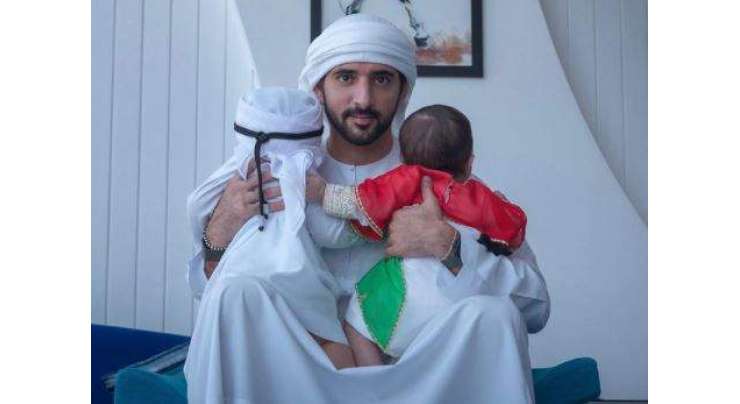 متحدہ عرب امارات کے قومی دن پر شیخ حمدان کی جڑواں بچوں کے ساتھ تصویر وائرل