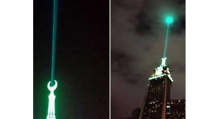 مکہ مکرمہ ؛ کلاک ٹاور سے بلند ہونے والی سبز روشنی کی تصاویر وائرل ، حقیقت سامنے آگئی