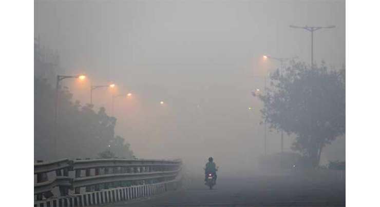 لاہور کی فضاء سانس لینے کیلئے انتہائی خطرناک قرار