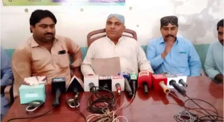 سندھ یونائیٹڈ پارٹی کے ضلع صدر دلمراد داہانی نے پانچ موٹر سائیکل چوری کی برآمدگی کیلئے پریس کانفرنس کی
