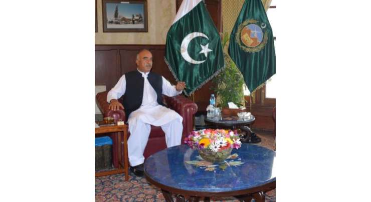 گورنر شاہ فرمان نے پشاور یونیورسٹی کے کلاس فور ملازمین سے ذاتی کام لینے کے واقعے کا نوٹس لے لیا