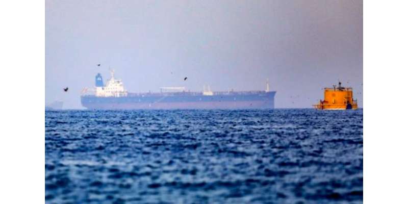 اماراتی ریاست فجیرہ کی ساحلی حدود کے قریب 4تیل برداربحری جہازوں کا ..