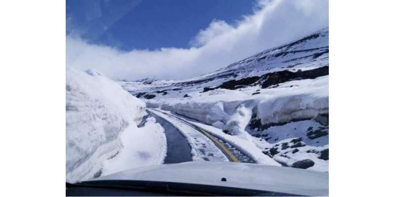 جولائی کے مہینے میں برفباری، مشہور سیاحتی مقام کا درجہ حرارت نقطہ انجماد ..