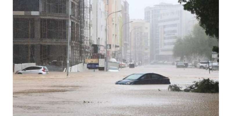 عمان؛ سمندری طوفان شاہین کی تباہی، شدید بارشوں اور سیلاب سے متعدد ہلاکتیں