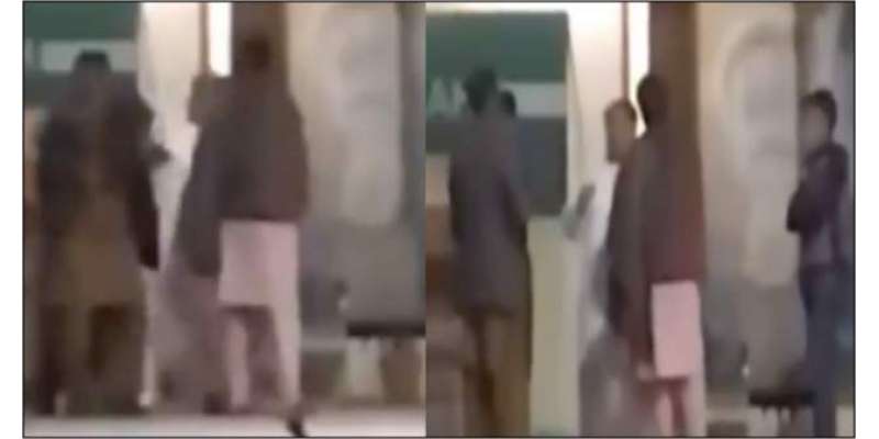 پی ٹی آئی کے رکن قومی اسمبلی کی جانب سے ملازم کو جوتا مارنے کی ویڈیو ..