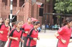 پنجاب حکومت کا تعلیمی اداروں میں کھیلوں کی سرگرمیاں بحال کرنے کا فیصلہ