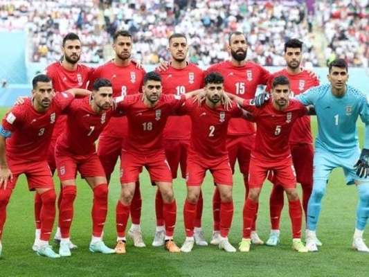 فیفا ورلڈ کپ ، ایرانی فٹ بال ٹیم نے اپنا ہی قومی ترانہ پڑھنے سے انکار کر دیا