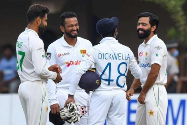 سری لنکن کپتان نے پاکستانی ٹیم میں اپنے دوستوں کیلئے دل کو چھو لینے والا پیغام شیئر کردیا