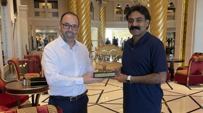 امریکا کا وزیر کھیل پنجاب سے ملاقات کرنیوالے شخص کی معلومات کیلئے 50 لاکھ ڈالر انعام کا اعلان