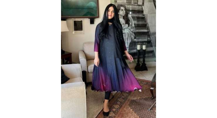 رومانوی سینز کی وجہ سے فلموں میں کام نہیں کر سکتی، سارہ خان