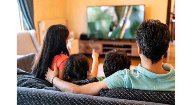 دیر تک ٹی وی دیکھنے سے خون کے لوتھڑے بننے کا خطرہ بڑھ جاتا ہے،سائنسدان