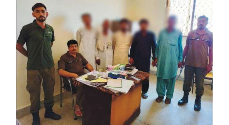 تھانہ چوٹالہ پولیس کی کاروئی،5قمار باز گرفتار،قبضہ سے7500 روپے، 7 عدد موبائل فونز اور آلات قمار بازی برآمد