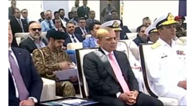وزیراعظم محمد شہباز شریف نے کراچی شپ یارڈ میں ملجم کلاس جہاز پی این ایس بدر لانچ کر دیا